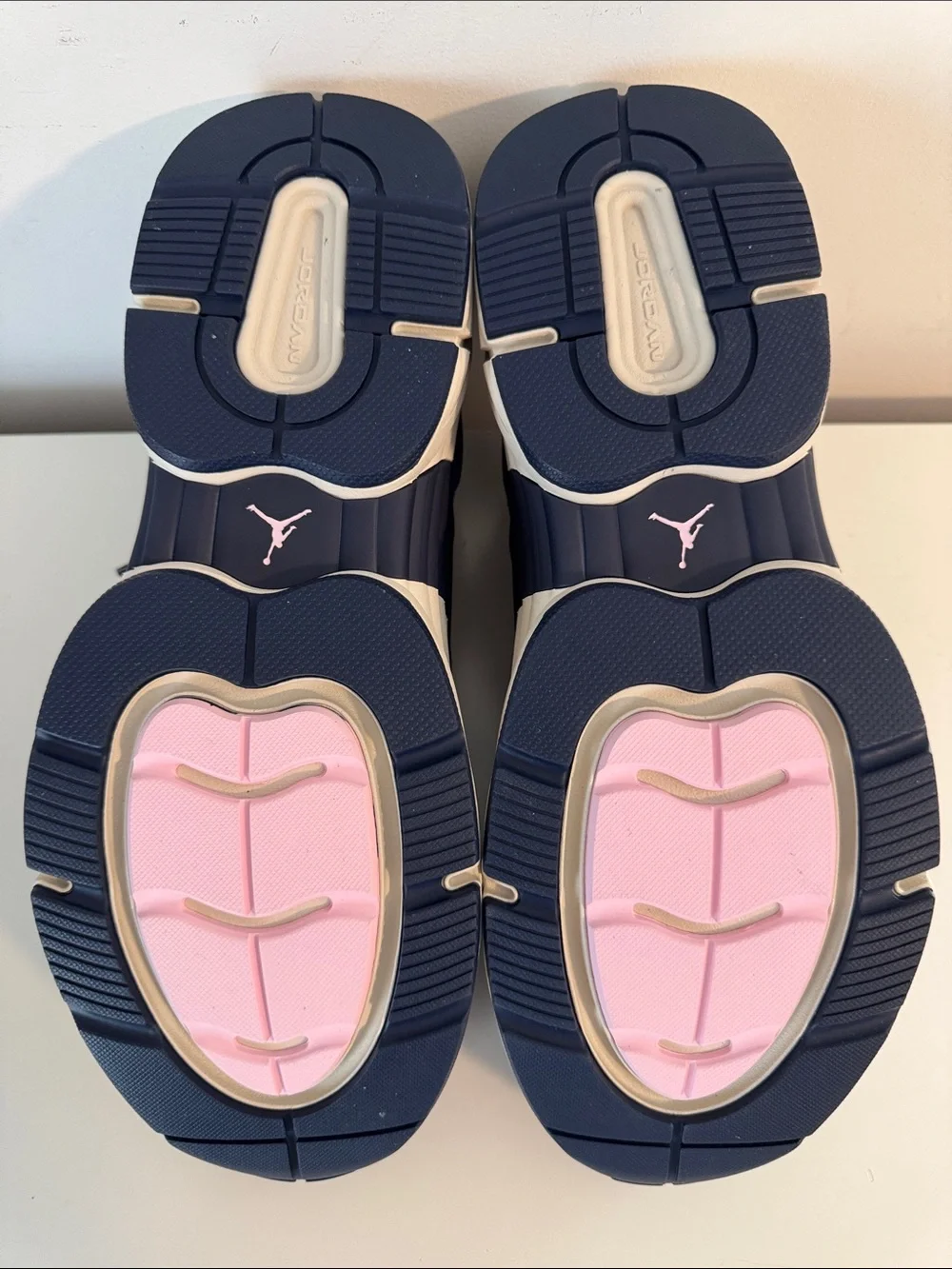 New JORDAN TRUNNER O/S Men’s Size 13